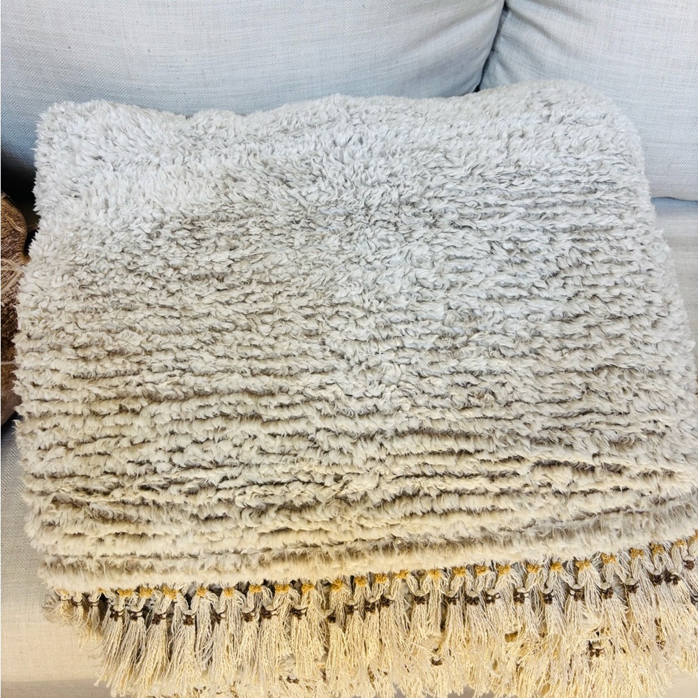 horimote home Ultra Soft Fleece Sherpa Blanket Tassel,  Ombre Light Brown,king - Picture 3 of 14